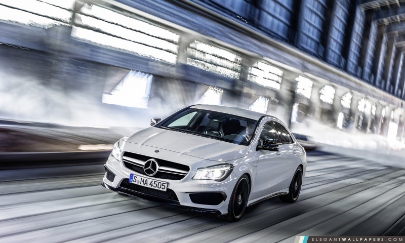 2014 Mercedes-Benz AMG CLA45 vitesse, Arrière-plans HD à télécharger