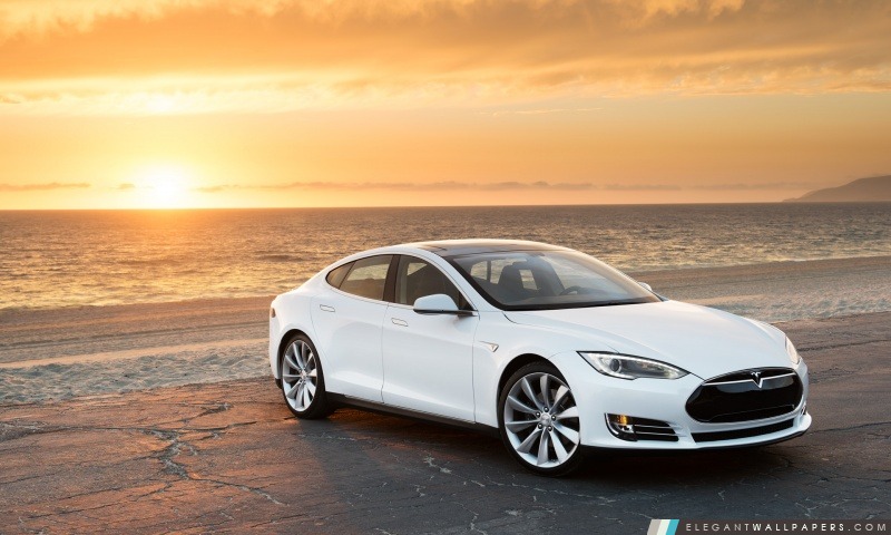 Tesla Model S en blanc, à la plage, Arrière-plans HD à télécharger