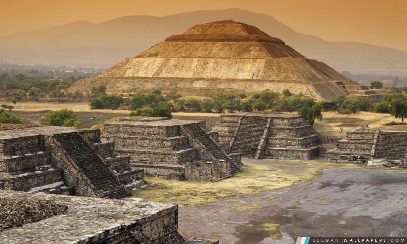 Pyramide de The Sun, Teotihuacan, Mexique, Arrière-plans HD à télécharger
