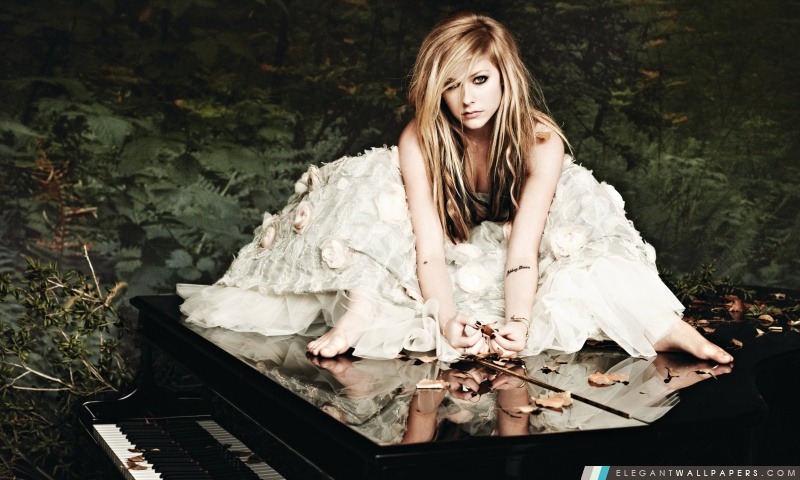 Avril Lavigne dans une robe blanche, Arrière-plans HD à télécharger