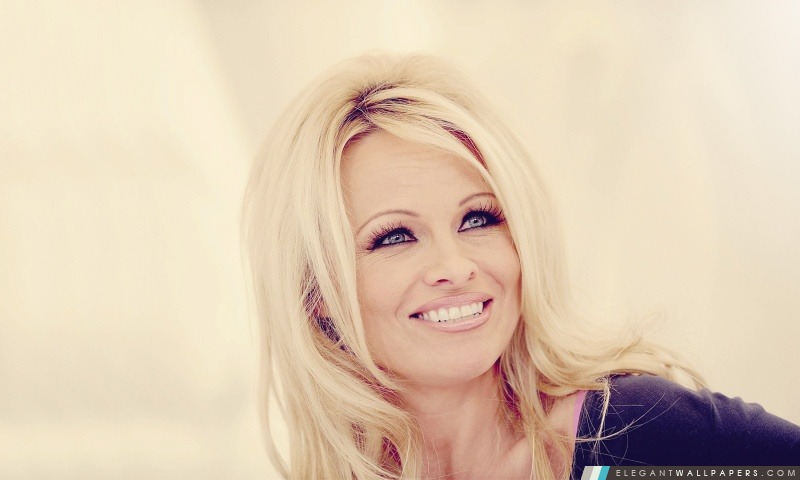 Pamela Anderson (2012), Arrière-plans HD à télécharger